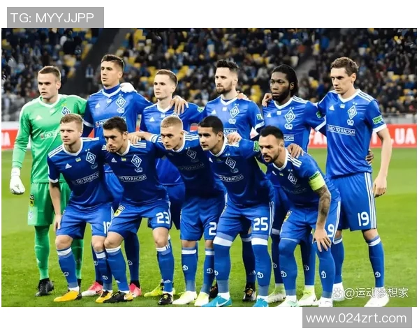 现役足球明星盘点他们在绿茵场上的精彩表现与成就