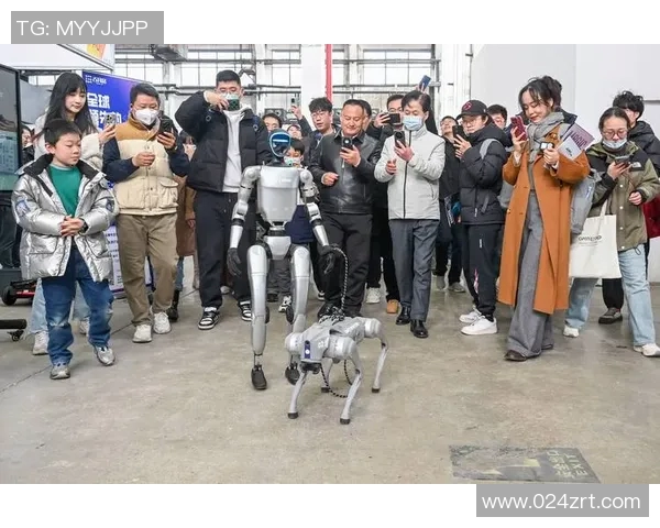 足球明星挑战人工智能机器人谁能胜出引发全球关注与热议